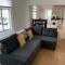 1 Bed Flat Sleeps 4 Free Parking Balcony