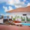 Superior G: private pool & concierge