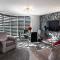 2 Bedrooms Sleeps 6 Near Top Blackpool Attractions