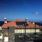 P Delgada 3-Bed House Sleeps 6 Parking & SeaView