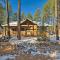 Spacious Pinetop Country Club Cabin with Deck!