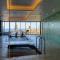 High-End Apartment in the Soul of Surfers Paradise