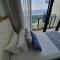 High-End Apartment in the Soul of Surfers Paradise