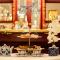 Grand Lux Boutique Manor