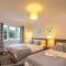 Beachview-Holiday Flat 2- Sleeps8