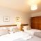 Beachview-Holiday Flat 2- Sleeps8