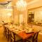 Grand Lux Boutique Manor