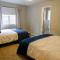 Camelback Rd Rancher- On ONE ACRE & near attractions