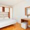 Apartments by the sea Podgora, Makarska - 2657
