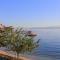 Apartments by the sea Podgora, Makarska - 2657