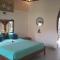 1000 Dream Bungalow