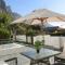 Cozy Camps Bay House with mountain and sea view - كيب تاون