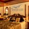 Grand Lux Boutique Manor