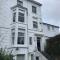 Canterbury 2 Bed Apartment Close to Town CT1 Sleeps 6