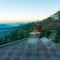 LivingStone 2BHK Cozy Homestay in Kasauli Hills