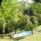 One bedroom house with shared pool furnished garden and wifi at Bibbiena