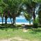 Charming house with sea view in Foulpointe + Enclosed garden.