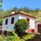 One bedroom villa with furnished garden and wifi at Camacha