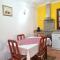 2 bedrooms house with furnished garden and wifi at Camacha