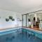 Studio en bord de mer à Menton avec piscine privée 80 m²