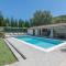 Villa de 3 chambres avec piscine privee jacuzzi et jardin amenage a Oppede - 奥佩德