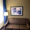 Comfort Suites Outlet Center