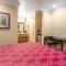 Econo Lodge Inn & Suites Escondido Downtown - إسكونديدو