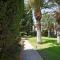 Paradise Gardens with a large terrace