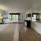 Tricove Inn & Suites