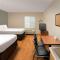 WoodSpring Suites Louisville Clarksville - Clarksville