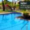 9B EKAHI VILLAGE-STUDIO BATH, GARDEN VIEW - 1 MINUTE STROLL to BEACH!