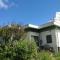 Milk-ya Women-Only Guest House