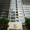 Starr Hotel and Serviced Apartment -Shanghai Jingan Railway Station