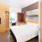 Ibis One Central
