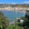 Panoramic Apartment in Villa on The Beach, In Center