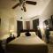 2 Rooms, Massage Seat, and free regulation parking street at weekends, THE BEST CHOICES!!