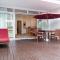 Commodores Lodge - Russell