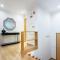 Privilege Apartment Wanseta with Rooftop Pool, Village Marina - Olhão