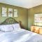Cozy Getaway with Yard and Patio 4 Mi to Hayden Lake!
