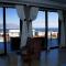 4 Bedroom Luxury Home with View of the Ocean and Table Mountain
