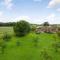 Langford farmhouse - Luxury 4bd, hot tub, cinema, 10 acres - Bartley