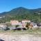 Cozy apartment with garden in La Savane 75 m² mountain view