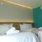 Hotel Kavia Plus