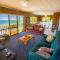Tidal Treasure - Collingwood Holiday Home