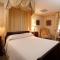Monmouth Historic Inn