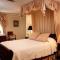 Monmouth Historic Inn