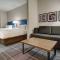 Comfort Suites Newport News Airport - Newport News