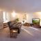 Oberon River View Apartment
