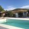 One bedroom bungalow with private pool enclosed garden and wifi at Madrigueras - Madrigueras