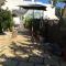 One bedroom house at Rosa Marina 20 m away from the beach with enclosed garden and wifi